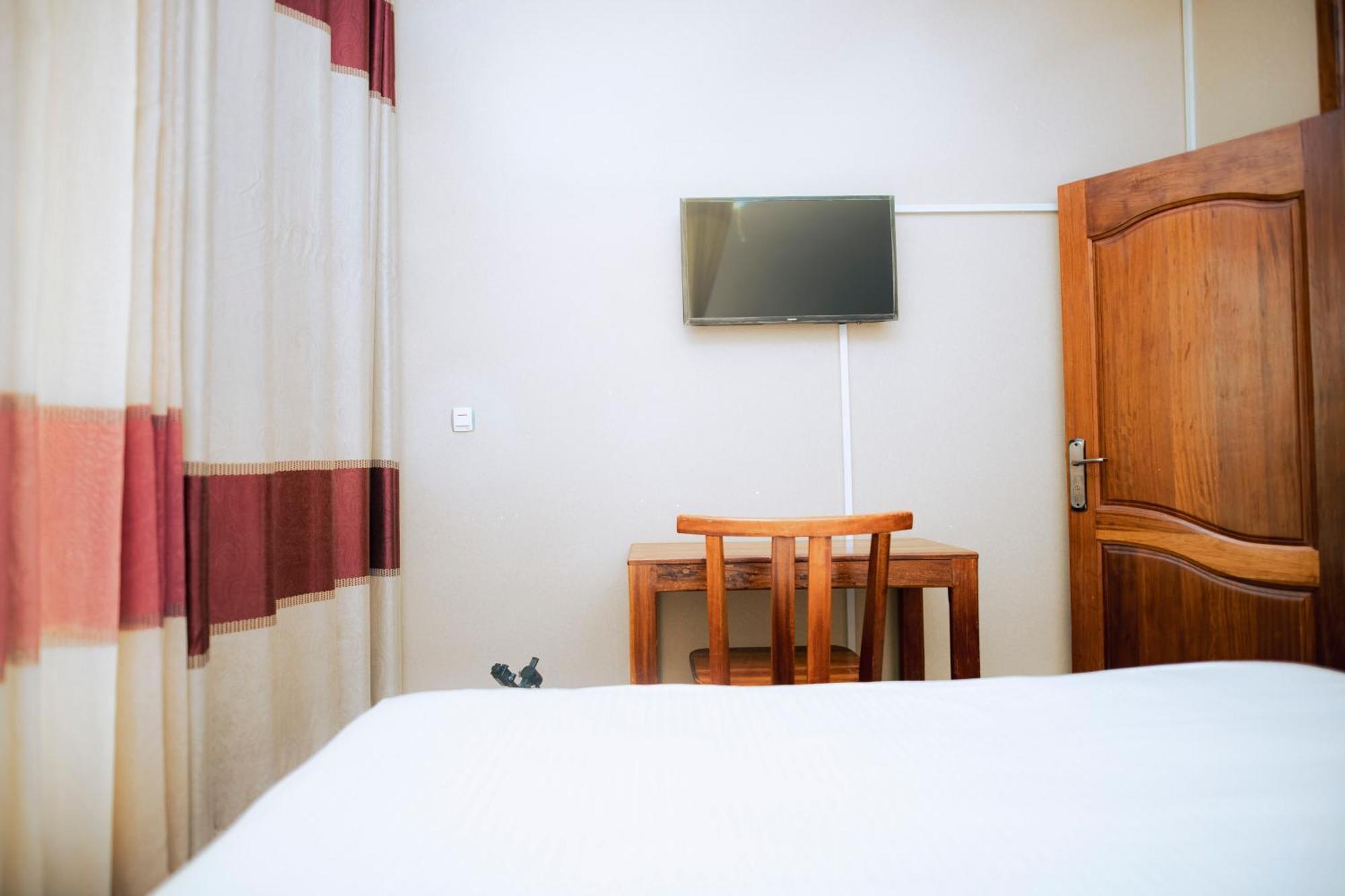 Peace Guest House Muhari Bagian luar foto