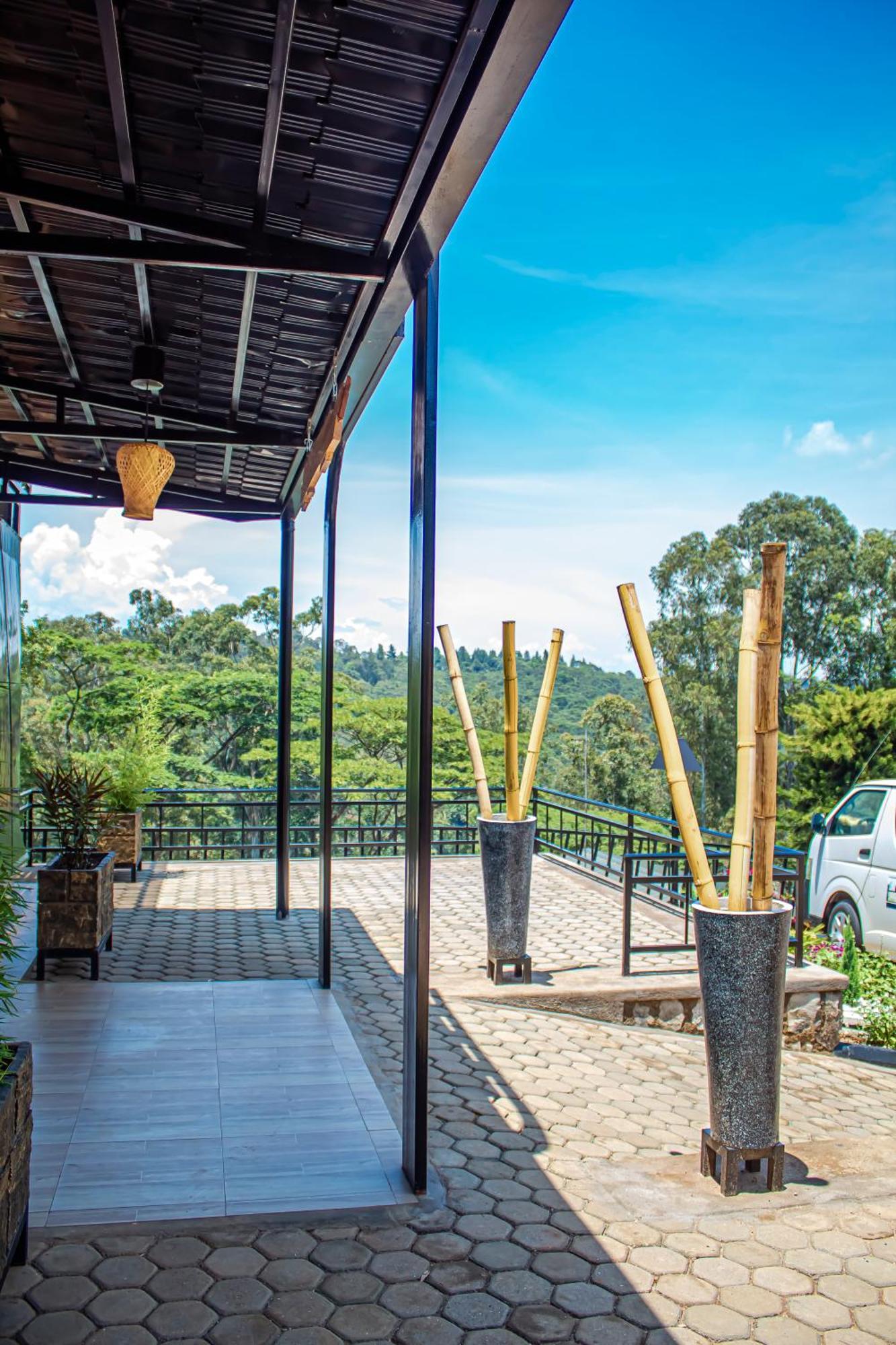 Peace Guest House Muhari Bagian luar foto