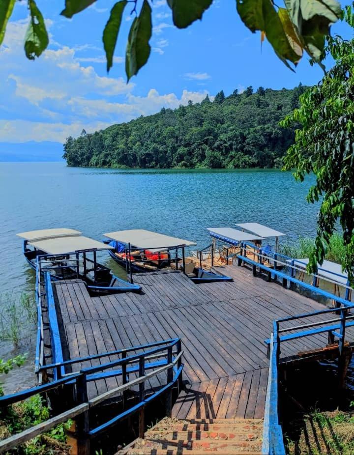 Peace Guest House Muhari Bagian luar foto